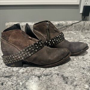 Free Bird Brown Ankle Boots 9